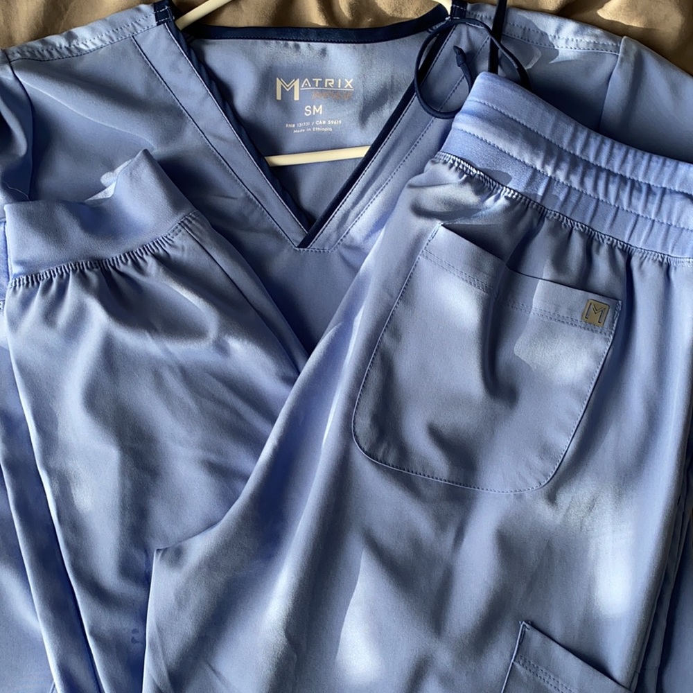 Matrix Impulse Scrub Jogger Set